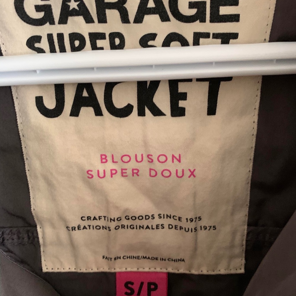 Ladies small garage jacket - Picture 3 of 3